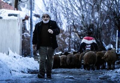 چشم بادومی   روایتی ساده‌انگارانه از مسخ‌شدگی نسل جوان - تسنیم