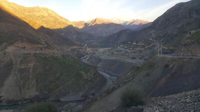 فیلم | طبیعت زمستانی روستای هیروی پاوه در جواز رودخانه سیروان