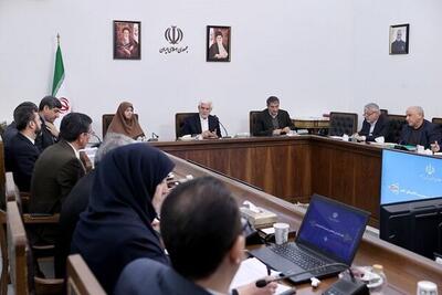 عارف: صنعت نساجی دوباره احیا شود