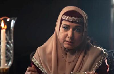 بیوگرافی فریبا متخصص؛ ماجرای بستری شدن در بیمارستان