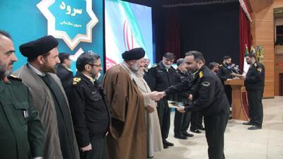 تجلیل از آثار برتر نخستین اجلاسیه نماز نیرو‌های مسلح + عکس