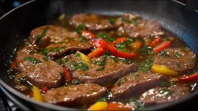 طرز تهیه یک غذای متفاوت با گوشت گاو به روش آشپز انگلیسی (فیلم)