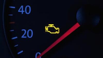 دلیل روشن شدن چراغ چک پس از بنزین زدن چیست؟