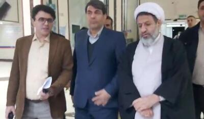 فیلم| عیادت استاندار و امام جمعه کرمان از دانش‌آموزان مصدوم/ اورژانس:حال بیماران مساعد است
