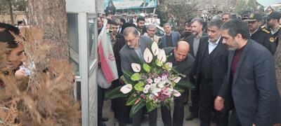 گلباران مزار شهدای انقلاب اسلامی در بهشت زهرا  بمناسبت دهه فجر و مهمانی لاله ها