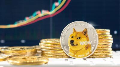 تحلیل قیمت دوج کوین (DOGE)؛ آیا میم کوین‌ برتر بازار از تله نزولی نجات می‌یابد؟