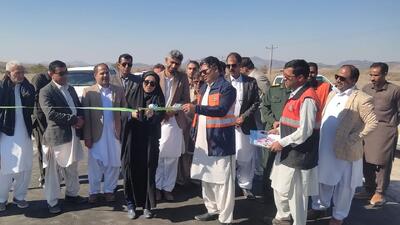 طرح زیرسازی و آسفالت مسیر روستایی گسپردن فنوج سیستان و بلوچستان افتتاح شد