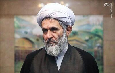 فیلم/ حضور حسین طائب در راهپیمایی 22 بهمن