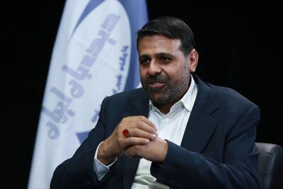 عضو هیات رئیسه مجلس: بازدارندگی با داشتن موشک های با دقت و برد بالا و ‎کلاهک اتمی به حداکثر خود خواهد رسید