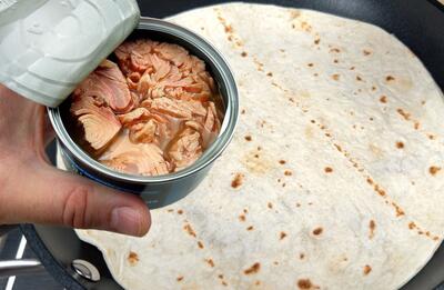 (ویدئو) دستور پخت یک شام خوشمزه با تن ماهی - فراشپز