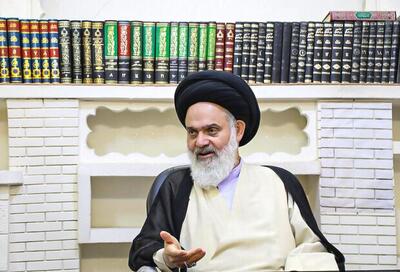 آیت الله حسینی بوشهری: از بیان شما درباره مسئله راه آهن خوشحال شدم/ مشکل آب در بوشهر با آب شیرین کن حل نمی‌شود+فیلم