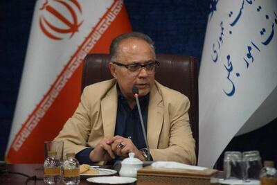 معاون پارلمانی رئیس‌جمهور: باید به جوانان میدان داده شود
