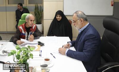 گفت و گوی بی‌واسطه شهروندان با شهردار تهران+ تصاویر