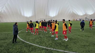 شور و حرارت شاگردان چمنیان با ذکر ”یا مهدی” در سرمای مینسک