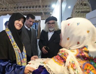 استفاده از ظرفیت‌های صادراتی و بازارچه‌های مرزی برای تسهیل‌گری در صنایع‌دستی ضروری است