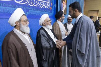 آیین عمامه گذاری طلاب در یزد برگزار شد