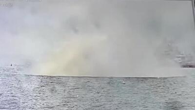 شیرجه جنگنده استراتژیک آمریکا در آب!