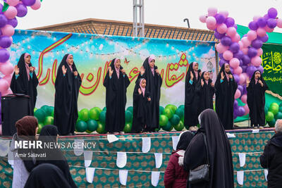 اجرای سرود کُردی سلام فرمانده در مسیر شادپیمایی کرمانشاه