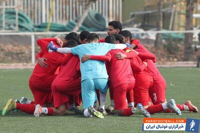 همسایگی تیم فوتبال نوجوانان با ۴ تیم در بلاروس - پارس فوتبال