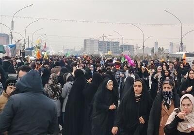 سیل عاشقان در مسیر مسجد جمکران- فیلم فیلم استان تسنیم | Tasnim
