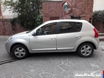 رنو ساندرو ۹۹۹ میلیون شد + جدول قیمت