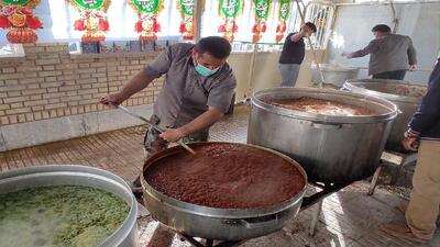 عشق و ارادت شهرضایی‌ها به حضرت مهدی موعود (عج) با برپایی ایستگاه صلواتی + فیلم
