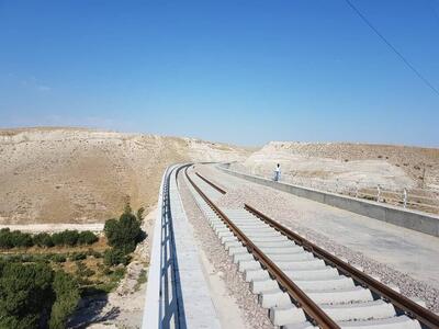 با تکمیل راه آهن زاهدان به چابهار، چابهار جایگزین بندرعباس می‌شود