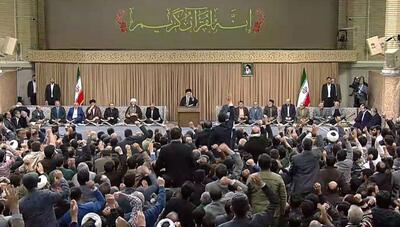 مراسم انس با قرآن کریم در حضور رهبر انقلاب در اولین روز ماه رمضان