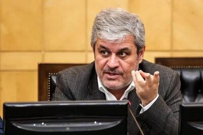 تاج‌گردون: نباید به موضوع استیضاح احساسی نگاه کنیم؛ استیضاح وزیر باعث بی‌ثباتی بازار می‌شود / سهم وزارت اقتصاد در اتفاقات اخیر نسبت به جاهای دیگر کمتر است