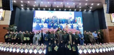 نیروی زمینی عنوان برترین رده جشنواره سراسری فرهنگ و هنر سپاه را کسب کرد
