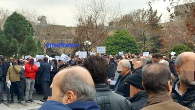تجمع کارمندان دانشگاه تهران در اعتراض به حقوق کم و امکانات رفاهی |  انصاف نیوز