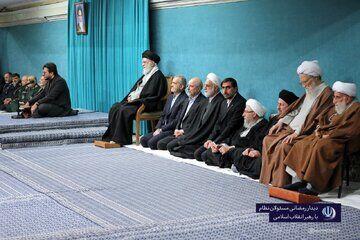 حاشیه سازی عجیب یک نماینده مجلس درباره حجاب، در دیدار رهبری با مسئولان