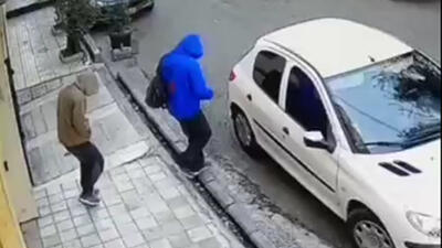 سرقت منزل توسط سارقان هودی‌پوش با چهره کاملا پوشیده