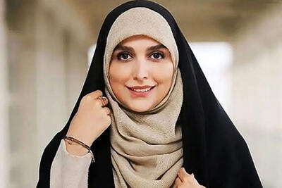 عکس/ تیپ شوکه کننده خانم مجری چادری در سفر به چین