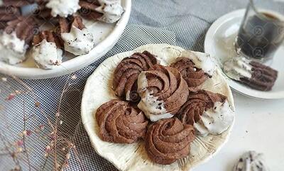 طرز تهیه شیرینی رزت قهوه و شکلات برای عید نوروز