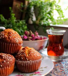 سه سوته کیک یزدی درست کن / طرز تهیه و درست کردن کیک یزدی خوشمزه