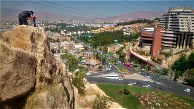 پرواز طاووس‌های شیراز در رشت
