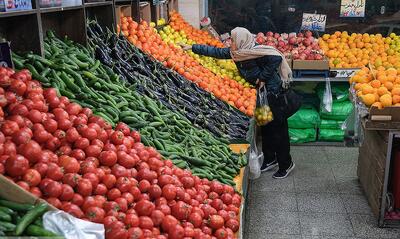 کسادی بازار میوه فراتر از سال قبل است!