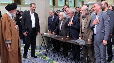 شعرخوانی آقای سید محمد بهشتی از قم در دیدار شاعران با رهبر انقلاب