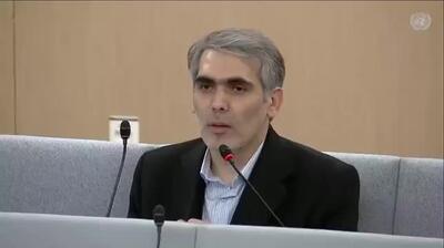 تلاش خبرنگار ایرانی برای صحبت به زبان انگلیسی در نشست ژنو