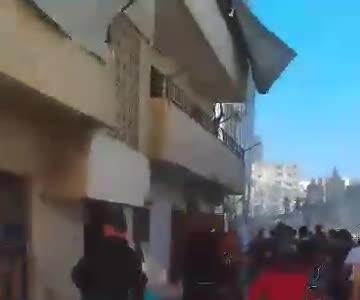 اولین تصاویر از انفجار قوی در لاذقیه با چند کشته و زخمی