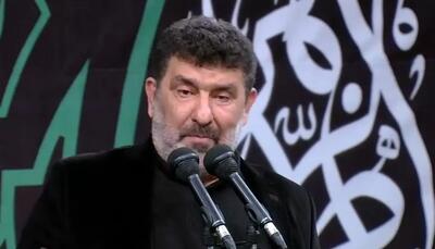 سعید حدادیان در حال شعر خواندن برای رهبرانقلاب +عکس