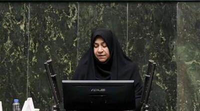 در صورت تایید و ابلاغ مصوبه کاهش ساعت کاری، همه واحدها موظف به اجرای آن هستند - مردم سالاری آنلاین