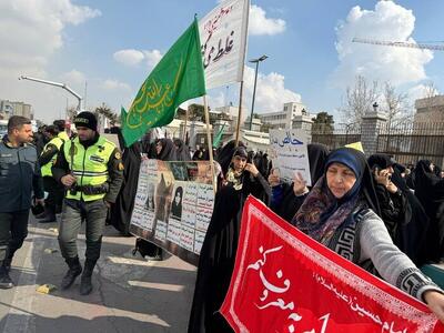 روزنامه شهرداری تهران: تجمعات حجاب از سر دلسوزی و عشق به دین و کشور است - پایگاه خبری مدارا