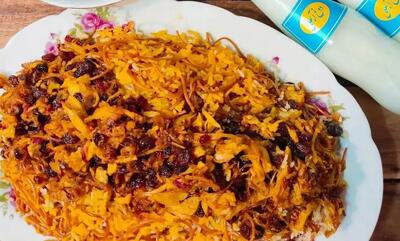طرز تهیه رشته پلو با مرغ شب عید+ نکات و فوت‌و‌فن ها