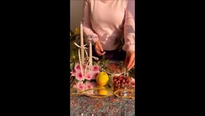 سفره هفت سین مینیمال و شیک این بانوی ایرانی؛ چطور این طراحی ساده اما جذاب، نوروز شما را به یک جشن هنری تبدیل می‌کند؟