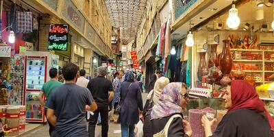 بازار در آشفتگی گران‌فروشی به بهانه دلار