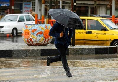 هشدار بارندگی در آستانه عید؛ جاده‌های غربی و شمال غربی لغزنده می‌شوند (فیلم)