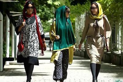 آیا این حرف درست است که چون تارک نماز را مجازات نمی‌کنیم، پس فرد بی‌حجاب را هم نباید مجازات کرد؟