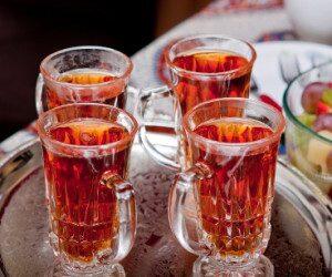 طرز تهیه چای زعفرانی برای افطاری خوشمزه - فراشپز